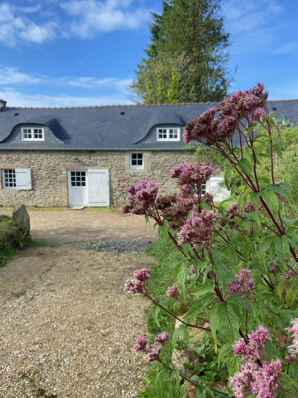 Moulin De Kerstrat Villa Brennilis Kültér fotó
